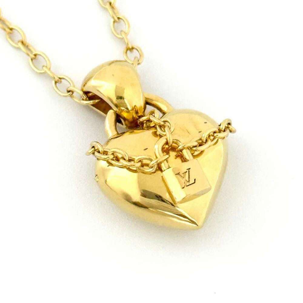 LOUIS VUITTON Love Necklace - Picture 1 of 10